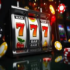 Filipino player spinning online slot games on yy77 mobile browser